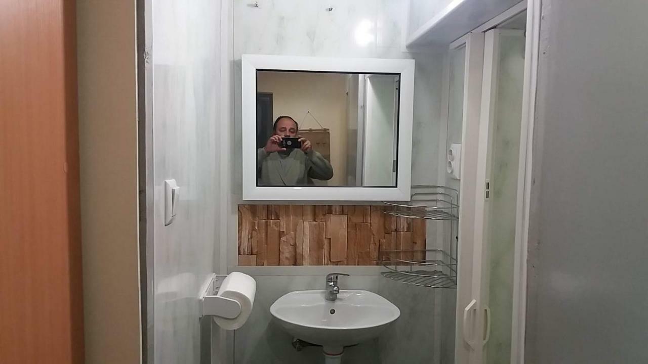 Нощувки Ботеви Szumen Zewnętrze zdjęcie