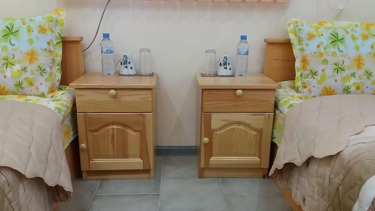 Нощувки Ботеви Szumen Zewnętrze zdjęcie